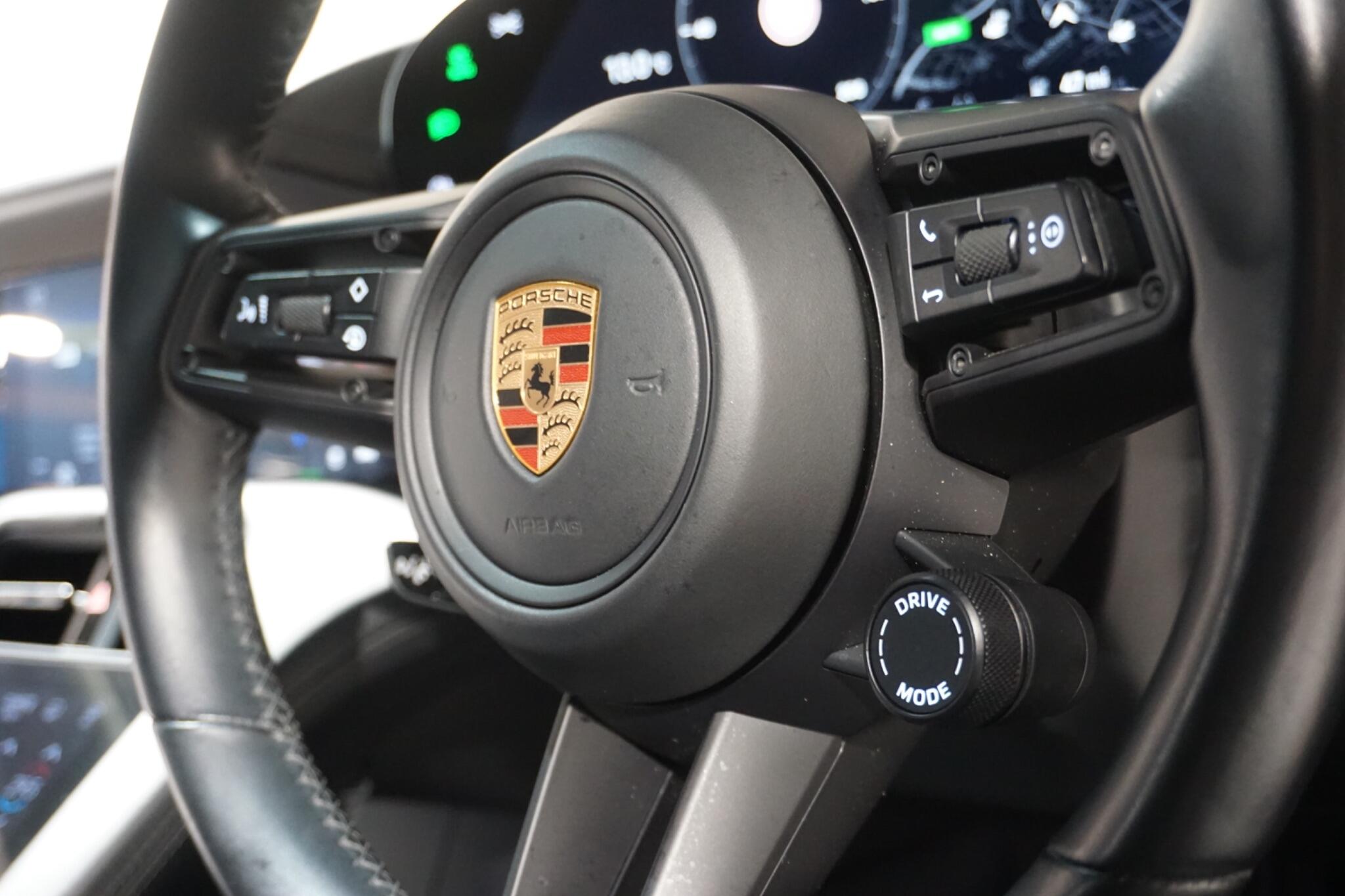 Porsche Taycan Performance Plus 93.4kWh Turbo Saloon 4dr Electric Auto 4WD (680 ps)